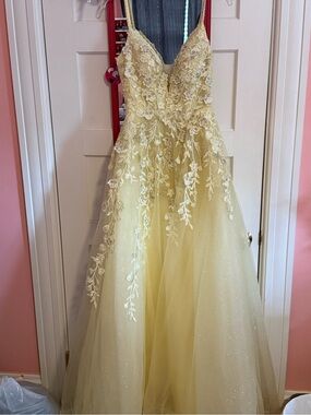 ellie wilde | Dresses | Ellie Wilde Rose Gold Embellished Prom Dress | Poshmark ellie wilde | Dresses | Ellie Wilde Rose Gold Embellished Prom Dress | Poshmark